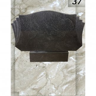 Гранитный двойной памятник №037