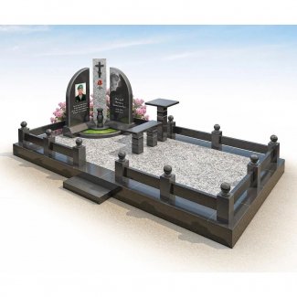 Гранитный мемориальный комплекс №А-107