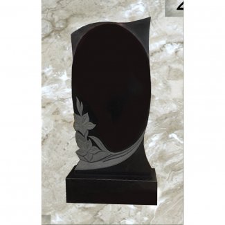 Гранитный одинарный памятник №024